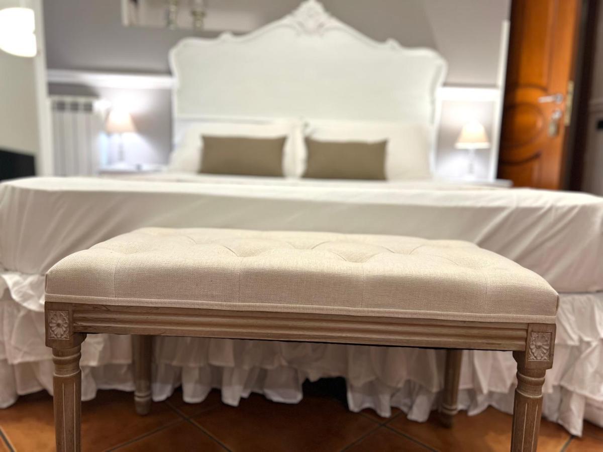 Bed and Breakfast Miluar - Centro Storico - Lungo La Via Della Musica à Naples Extérieur photo