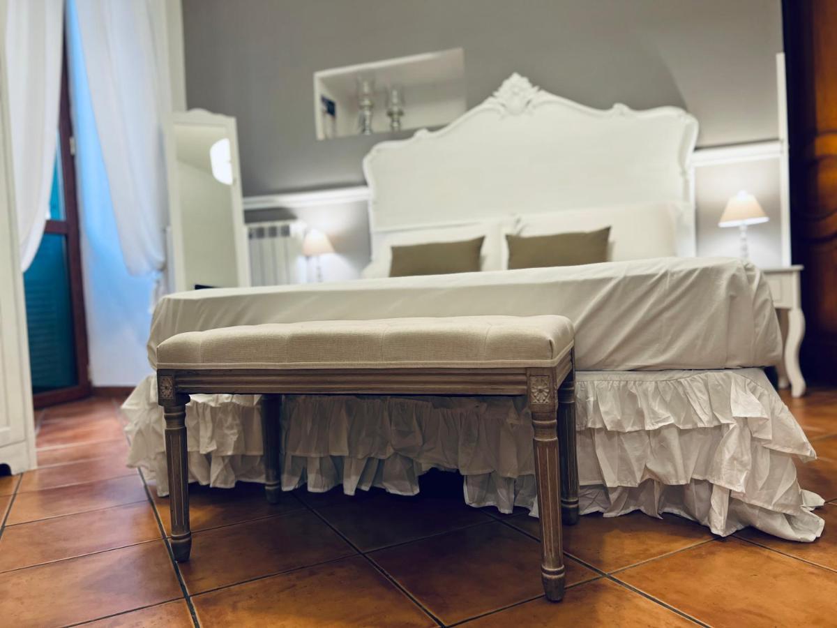 Bed and Breakfast Miluar - Centro Storico - Lungo La Via Della Musica à Naples Extérieur photo